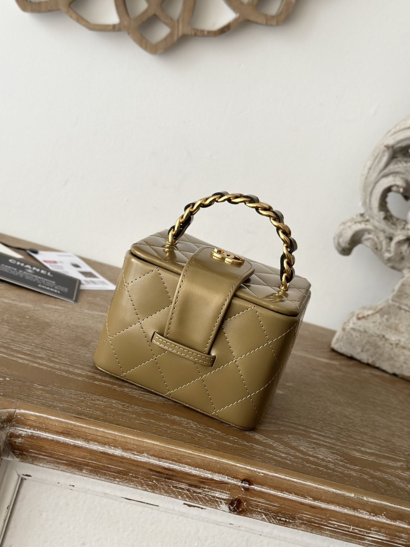 Ch**el cosmetic bags